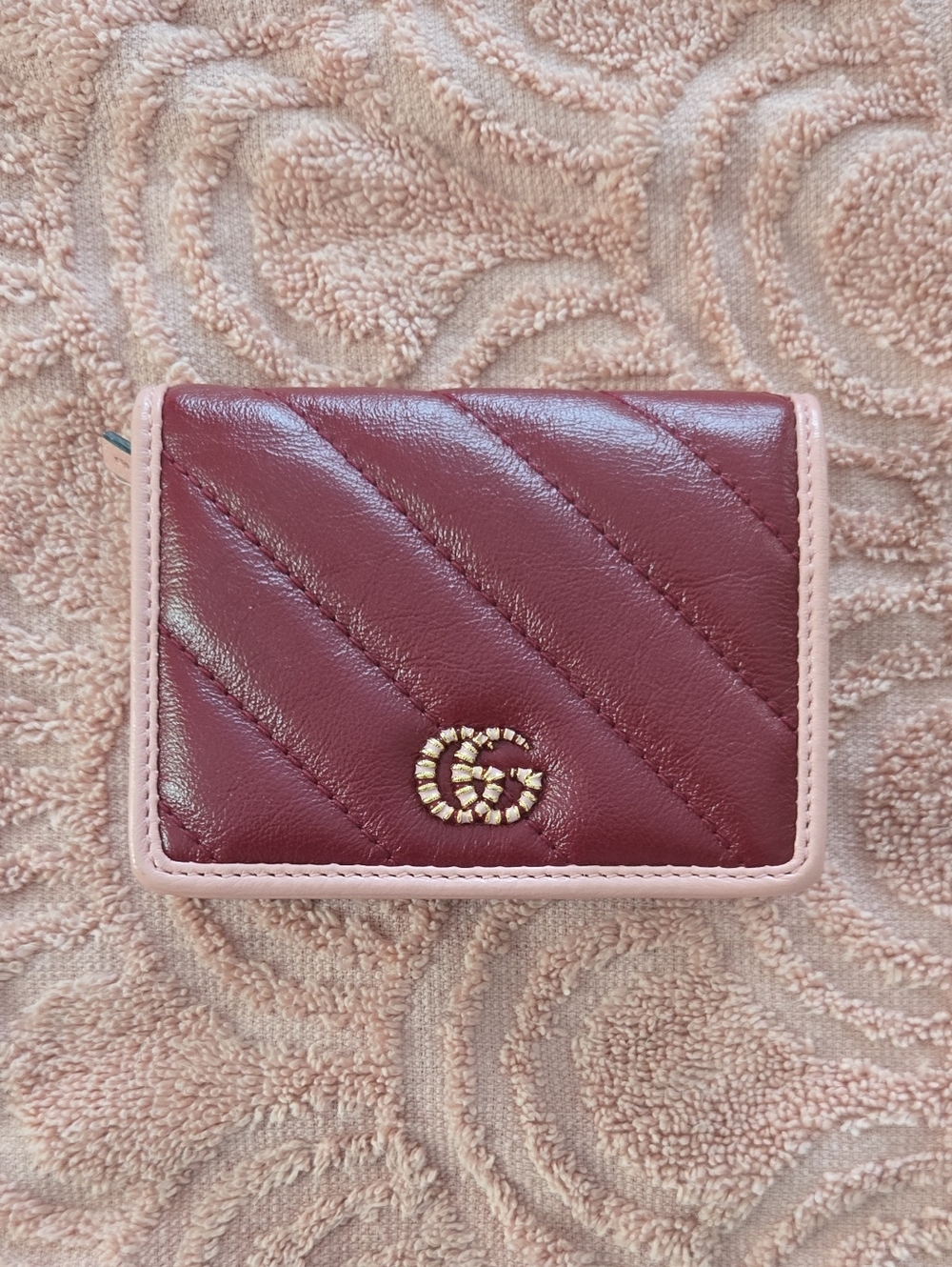 Quilted Two-Tone Compact Wallet - Burgundy and Pale Pink